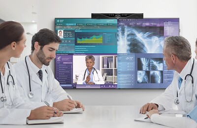 MedicalStaffWatchingScreenwSoundBar